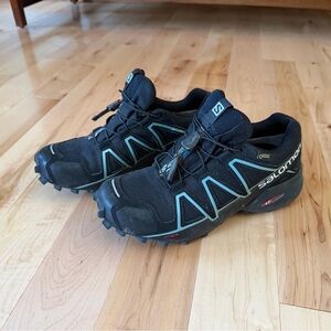 Salomon Women’s Speedcross 4